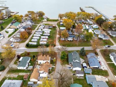 1947 Central Lane, Marblehead, Ohio 43440-9772
