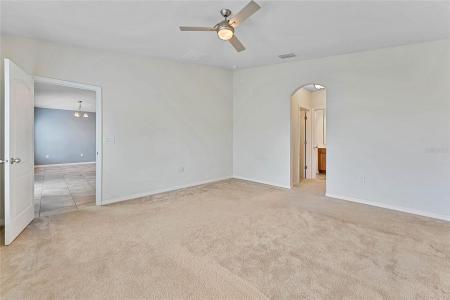 176 Whirlaway Drive, DAVENPORT, Florida 33837