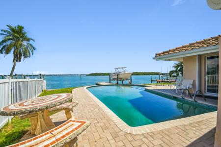 529 Johns Pass Ave, Madeira Beach, Florida 33708, Stati Uniti