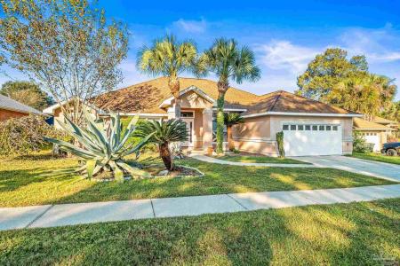 2042 Hamilton Crossing, Cantonment, Florida 32533, USA