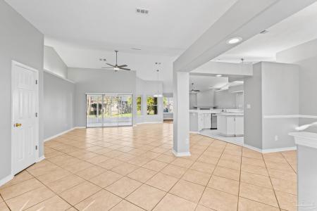 2042 Hamilton Crossing, Cantonment, Florida 32533
