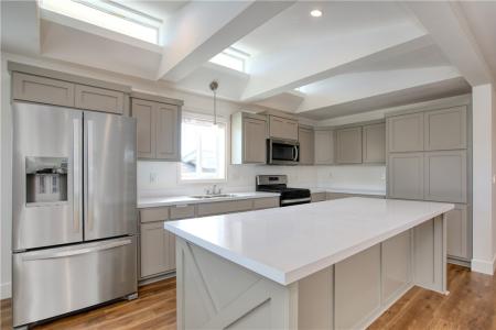 655 S Halcyon , 26, Arroyo Grande, Kalifornia 93420, USA