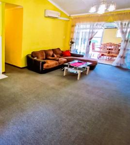 Stilfontein, North West, Nam Mỹ