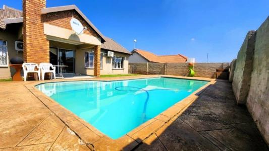 Rustenburg, North West, South Africa