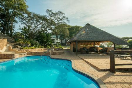 White River, 음봄벨라, 남아프리카