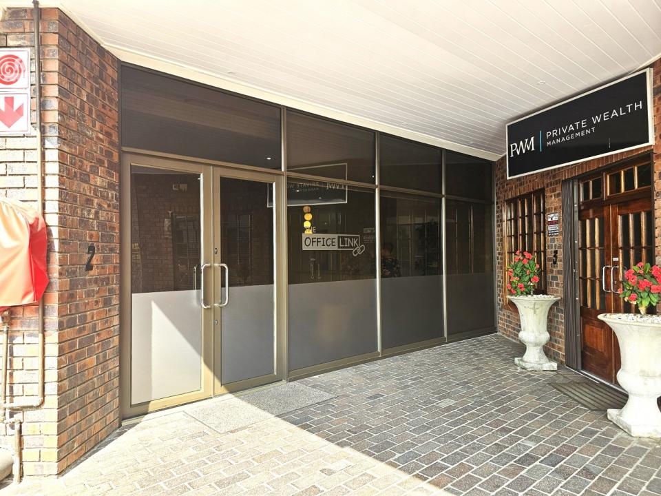 Rustenburg, North West, Nam Mỹ