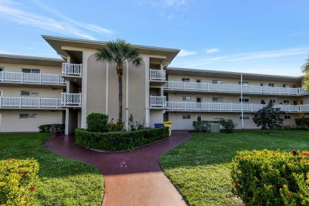 2682 S Garden Drive 311, Lake Worth, פלורידה 33461, ארצות הברית של אמריקה