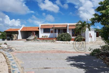 Barcadera 32 & 32A, Barcadera, Oranjestad East, Aruba