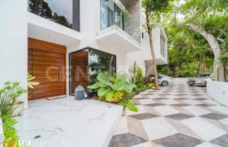 Paseo Xaman Ha 1,, Solidaridad / Riviera Maya, Quintana Roo 77710, Mexico