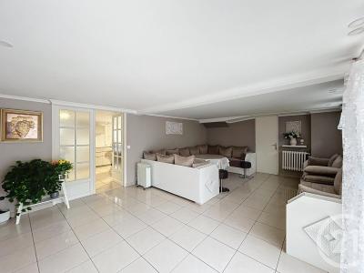 Garges Les Gonesse, Île-de-France 95140, Francia