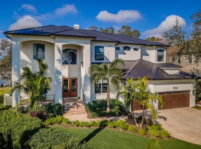 1100 Monterey Blvd NE, St Petersburg, Florida 33704