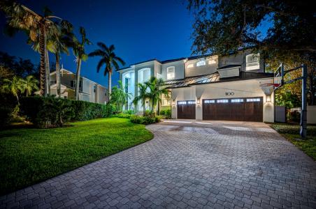 1100 Monterey Blvd NE, St Petersburg, Florida 33704