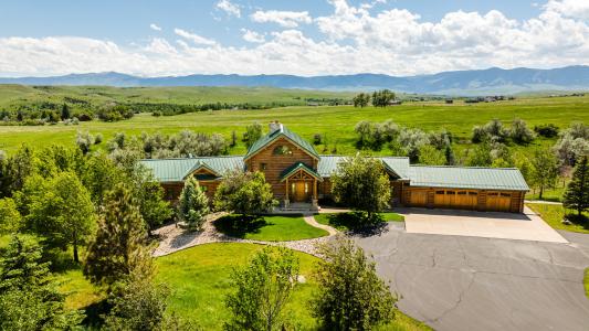 48 Golf Course Road, Sheridan, Wyoming 82801, USA