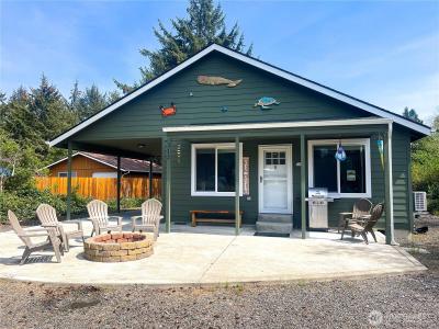 312 Mast Avenue Nw, Ocean Shores, Washington 98569, USA