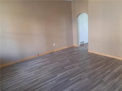 16 Cuyler Avenue, Jeannette, Pennsylvania 15644, HOA KỲ