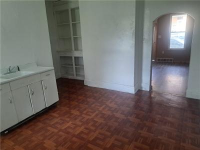 16 Cuyler Avenue, Jeannette, Pennsylvania 15644, HOA KỲ