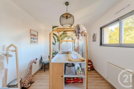 L Huisserie, Kraj Loary 53970, Francja
