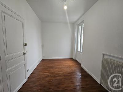 Meaux, Île-de-France 77100, アキタン