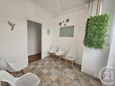 Meaux, Île-de-France 77100, アキタン