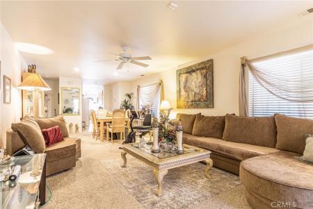 19046 Stoddard Way, Apple Valley, קליפורניה 92308, ארצות הברית של אמריקה