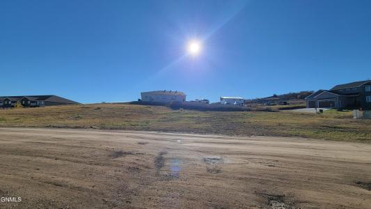 2928 Jude Lane, Mandan, Kuzey Dakota 58554, Amerika Birleşik Devletleri