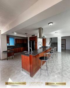 AVENIDA BOLIVAR Conjunto Residencial Kathyuska, Lechería, Anzoategui 6016, Venezuela