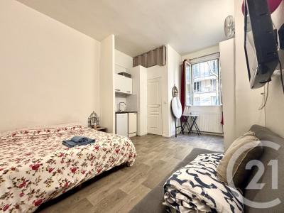 Clichy, Île-de-France 92110, France