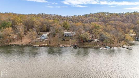 511 Woodland Hills Road, Hardy, Arkansas 72542, USA