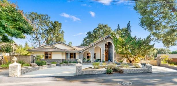 1146 Sandhurst Lane, La Verne, California 91750, USA