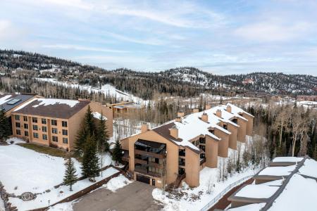 150 W Ridgeview ST 220, Brian Head, Utah 84719, USA