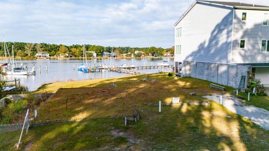 236 Blackwell Point Loop Road, Unit 6, Oriental, North Carolina 28571