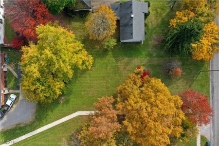 991 Shannon Road, Girard, Ohio 44420, USA