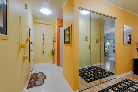 4240 N Keystone Avenue , 1B, Chicago, Illinois 60641, Amerika Birleşik Devletleri