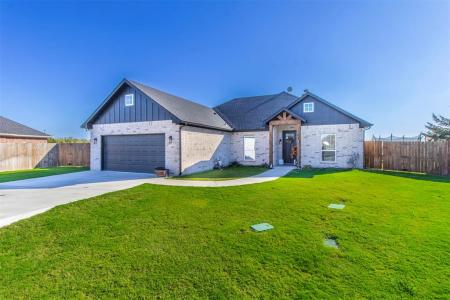 141 Palmer South Court, Palmer, Texas 75152, USA