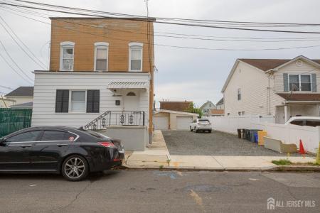 16 Somerset Street 2, Carteret, New Jersey 07008