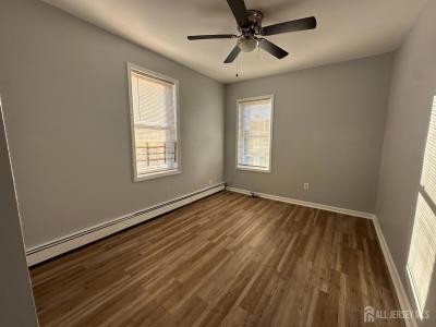 16 Somerset Street 2, Carteret, NJ 07008, USA