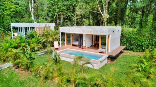 Playa Chiquita , Playa Chiquita - Sara Emilia Town Puerto Viejo Talamanca, Limón 00001, Costa Rica