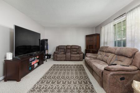 241 Meadow Hill Rd., Sheffield, Alabama 35660