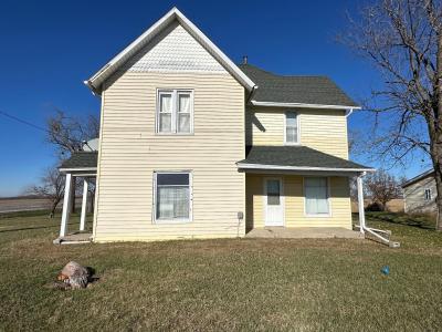 62045 Iowa Highway 210, Maxwell, Iowa 50161