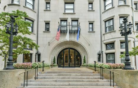 425 Newbury Street , #PS-150, Boston, Massachusetts 02115
