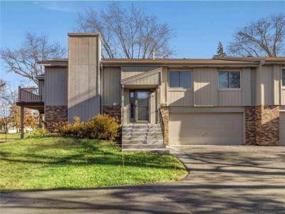 2242 Spruce Drive, Brainerd, Minnesota 56401, USA