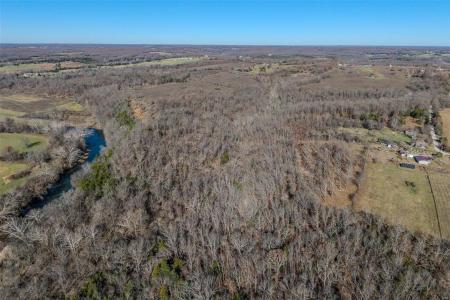 81 Indian Creek Loop, Buffalo, Missouri 65622