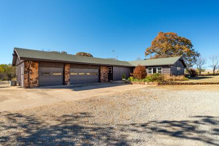 3717 E. Brian Drive, Cushing, Oklahoma 74023, USA