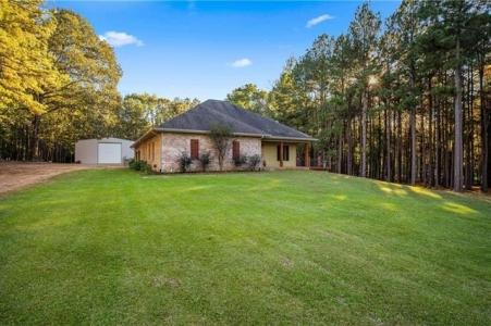 159 VALENTINE Road, Trout, Louisiana 71371, USA