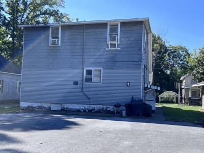 105 S Forest, Carbondale, 伊利诺斯州 62901, 美国