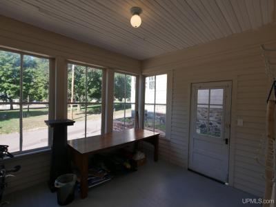 209 Montezuma, Hancock, Michigan 49930