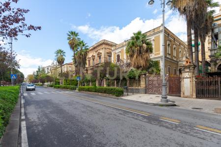 Viale Regina Margherita, Catania, Sicilia 95125, イタリア