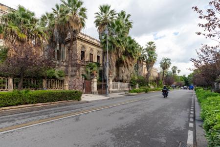 Viale Regina Margherita, Catania, Sicilia 95125, イタリア
