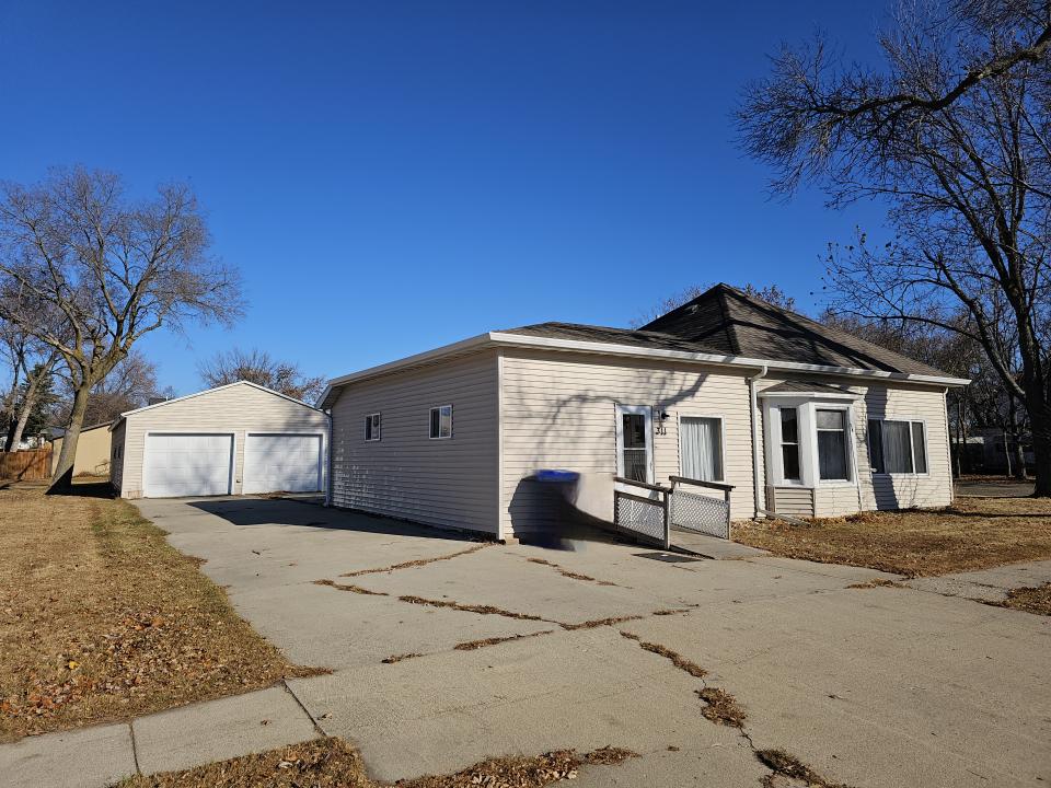 311 Catlett Ave E, Estelline, Dakota Do Sul 57234, Estados Unidos