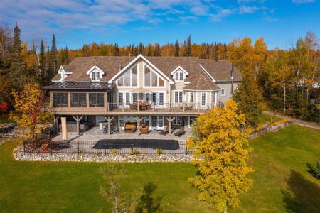 104  Ch. des Peupliers, Preissac, Quebec J0Y 2E0, Canada